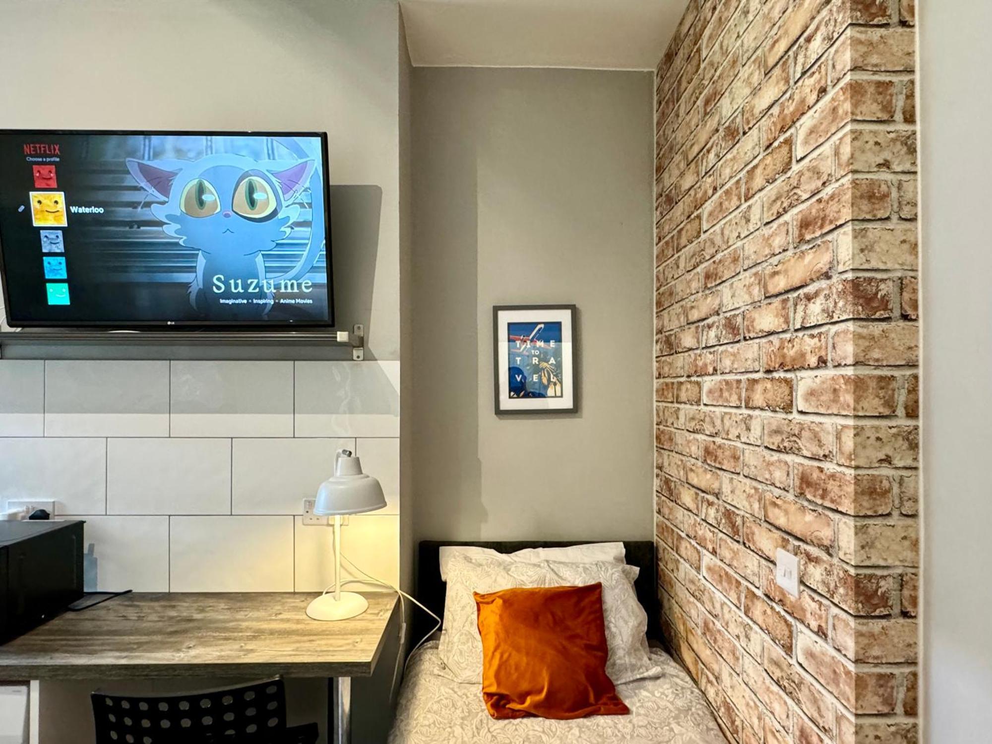Limpenny Studio - Cityscape Cozy Corner Nottingham Exteriör bild